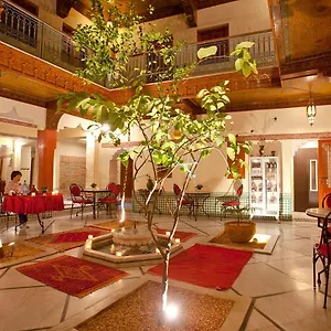 Atlas Acacia Marrakesz
